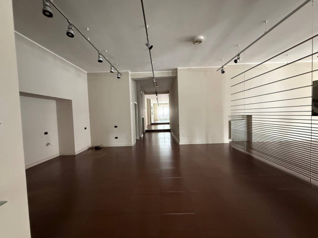 Locale commerciale in affitto a Campobasso