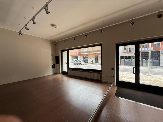 Locale commerciale in affitto a Campobasso