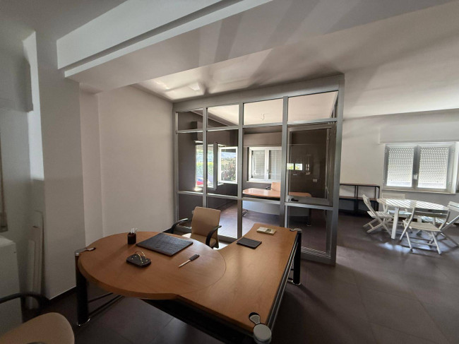 Locale commerciale in affitto a Ripalimosani