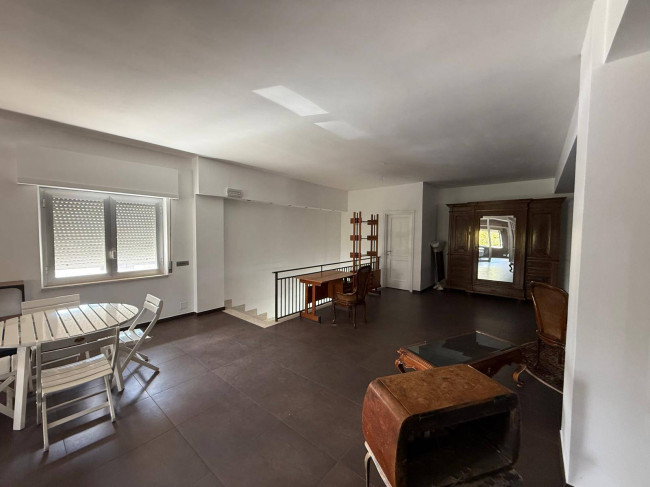 Locale commerciale in affitto a Ripalimosani