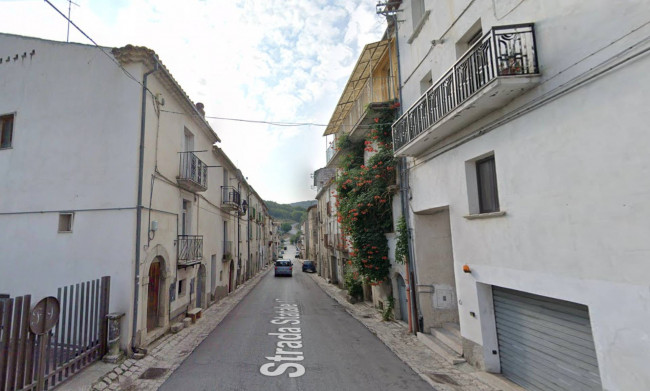 Casa indipendente in affitto a Gildone