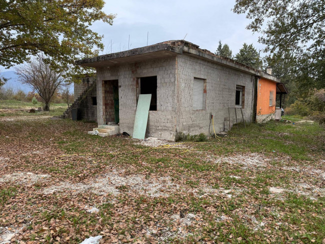Casa indipendente in vendita a Vinchiaturo