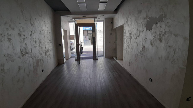 Locale commerciale in affitto a Campobasso