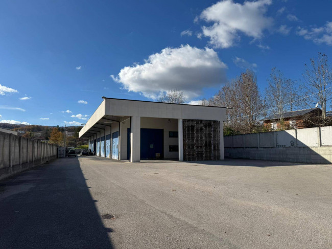 Locale commerciale in vendita a Campobasso
