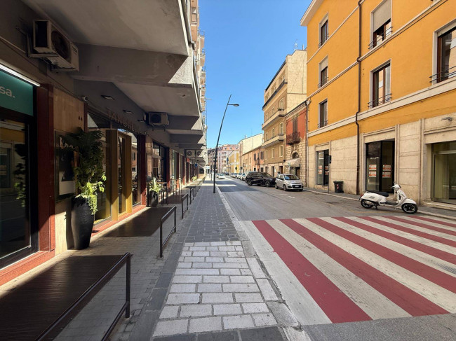 Locale commerciale in affitto a Campobasso