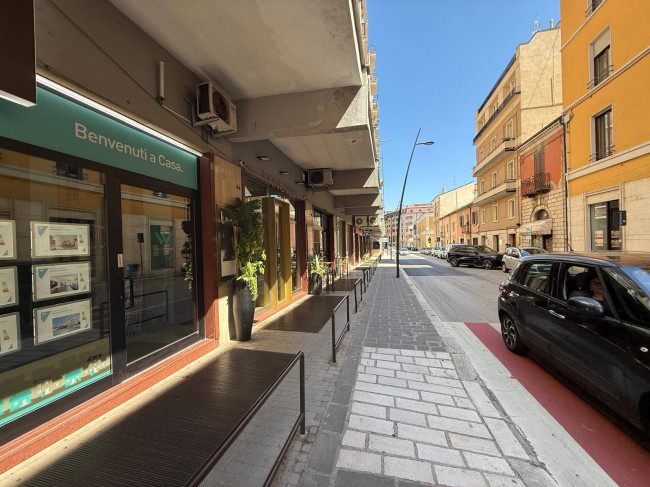 Locale commerciale in affitto a Campobasso