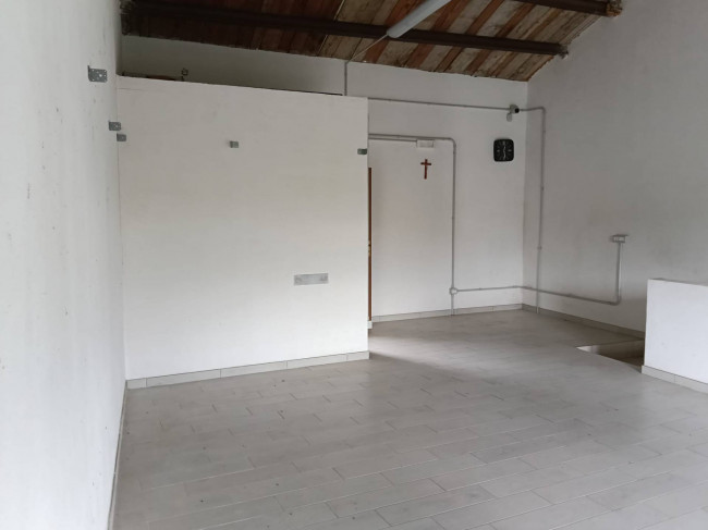 Locale in vendita a Gildone