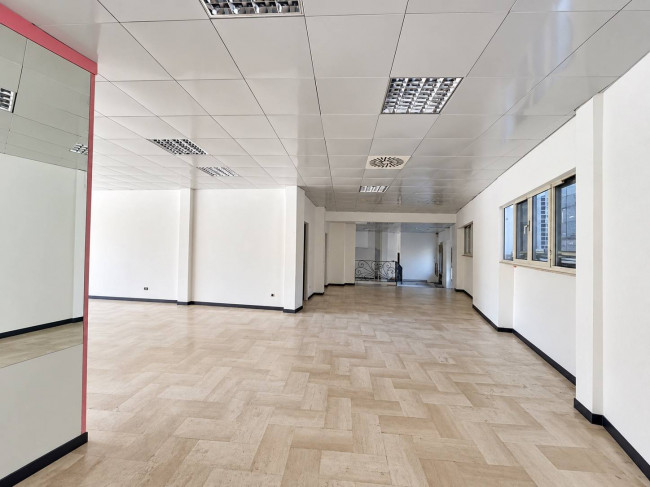 Locale commerciale in affitto a Campobasso