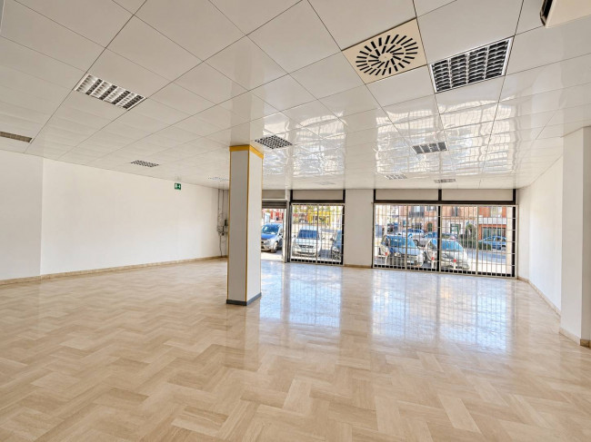 Locale commerciale in affitto a Campobasso