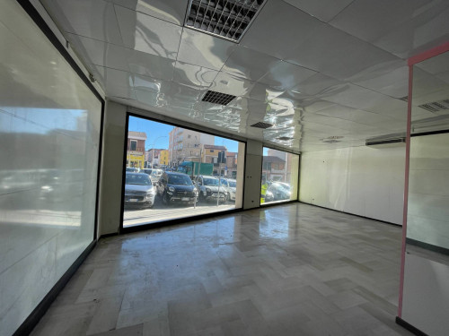 Locale commerciale in affitto a Campobasso