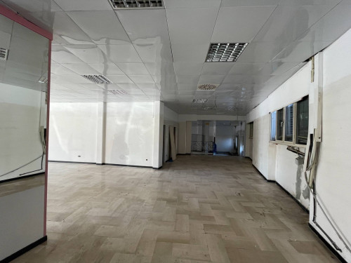 Locale commerciale in affitto a Campobasso