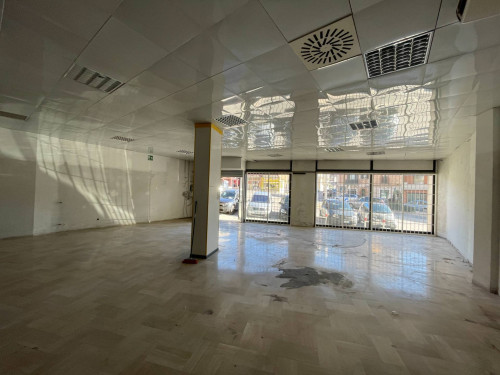 Locale commerciale in affitto a Campobasso