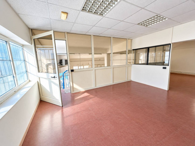 Locale commerciale in affitto a Campobasso