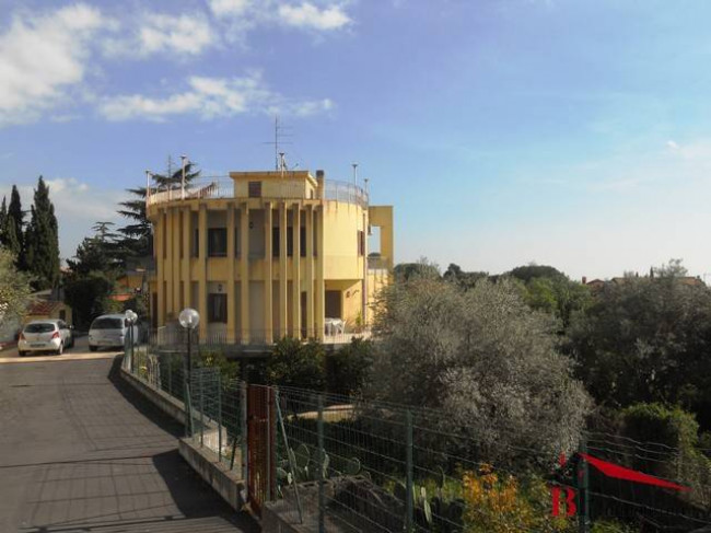 Villa in Vendita a Tremestieri Etneo