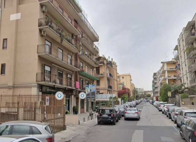 Box o garage in Affitto a Catania