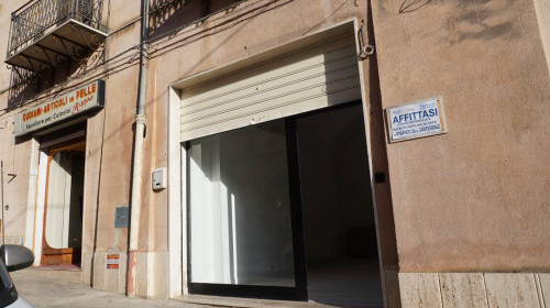 Locale commerciale in Affitto a Castelvetrano