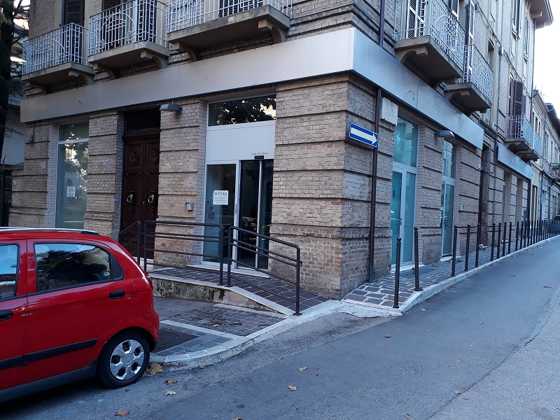  teramo affitto quart: centro zuccarini-immobiliare