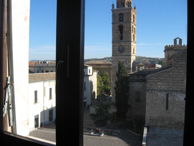  teramo affitto quart: centro zuccarini-immobiliare