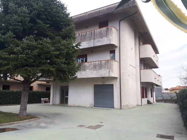 Casa indipendente in vendita a Piancarani, Campli (TE)