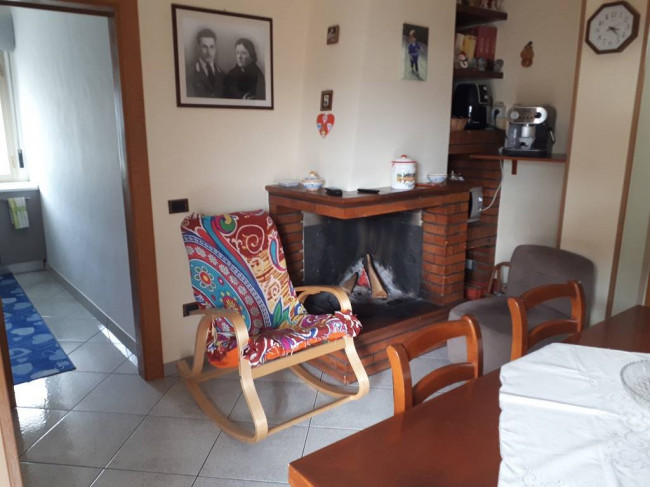 Casa indipendente in vendita a Piancarani, Campli (TE)