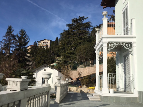 Villa in Vendita a Bergamo
