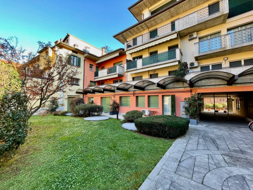 Appartamento in Affitto a Bergamo