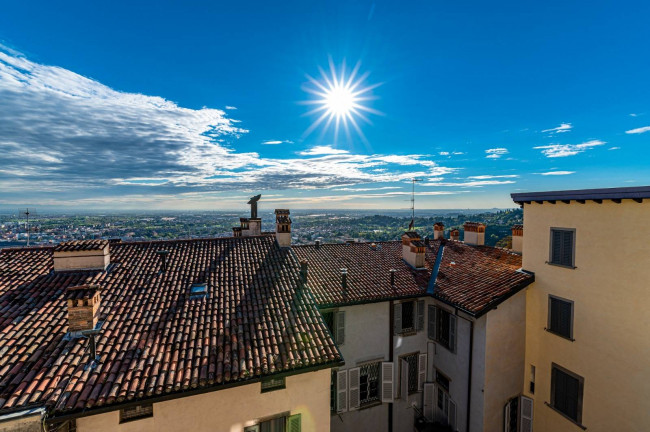 Appartamento in vendita a Bergamo
