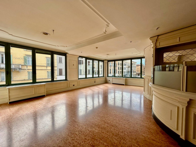 Locale commerciale in affitto a Bergamo