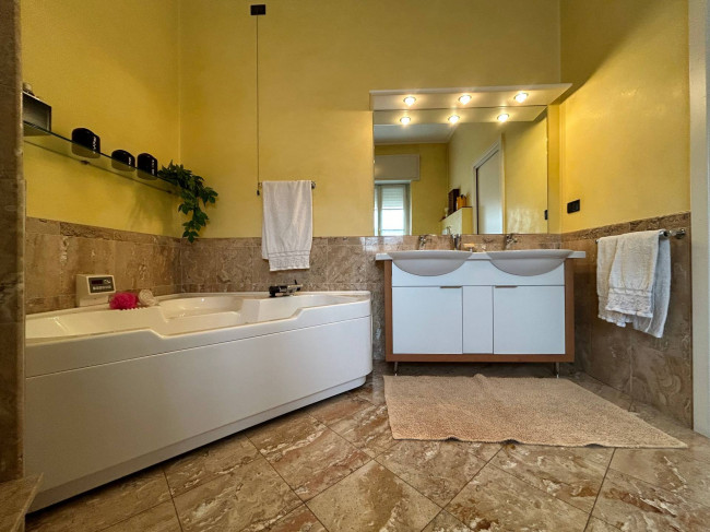 Appartamento in vendita a Bergamo