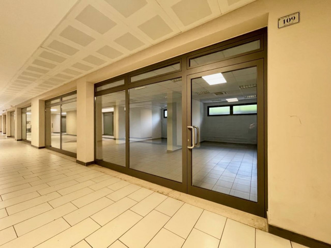 Studio/Ufficio in vendita a Brembate di Sopra
