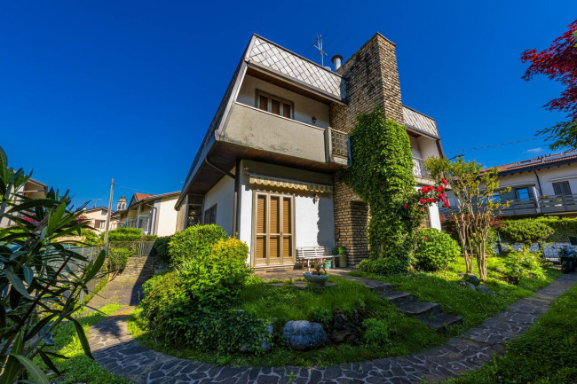 Villa in Vendita a Bergamo