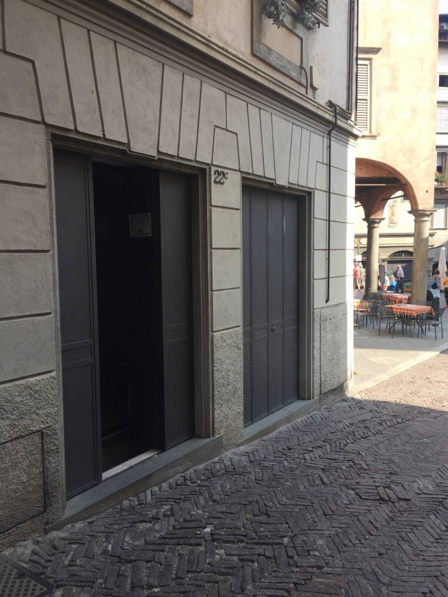 Negozio in vendita a Bergamo