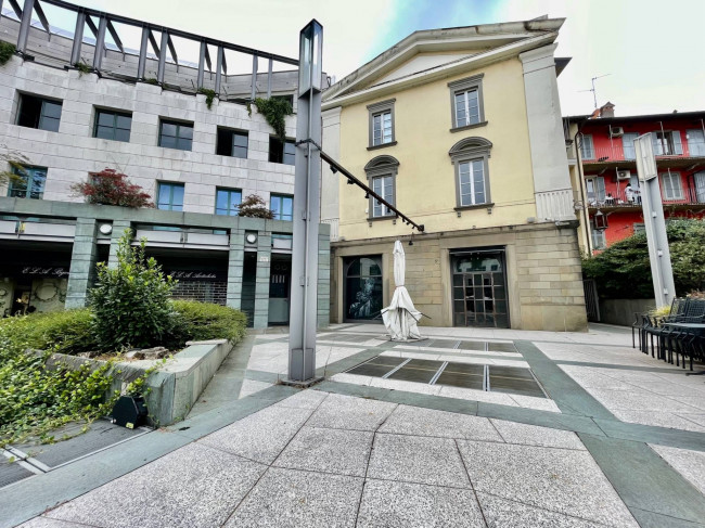 Locale commerciale in affitto a Bergamo