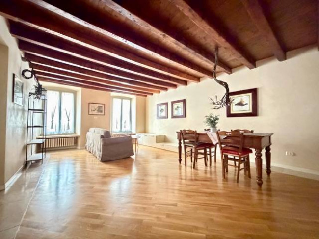 Appartamento in Affitto a Bergamo