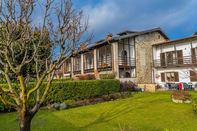 Villa in vendita a Almenno San Salvatore