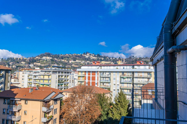Appartamento in vendita a Bergamo