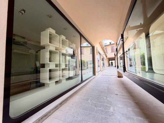 Negozio in vendita a Bergamo