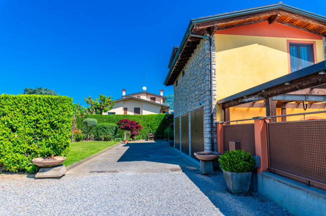 Villa in vendita a Grumello del Monte