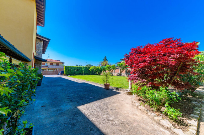 Villa in vendita a Grumello del Monte