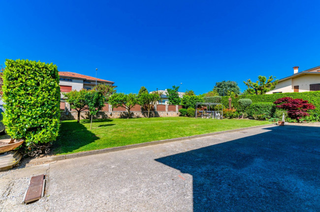 Villa in vendita a Grumello del Monte