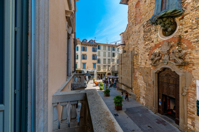 Appartamento in vendita a Bergamo