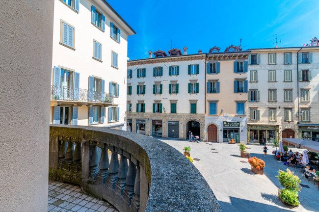 Appartamento in vendita a Bergamo