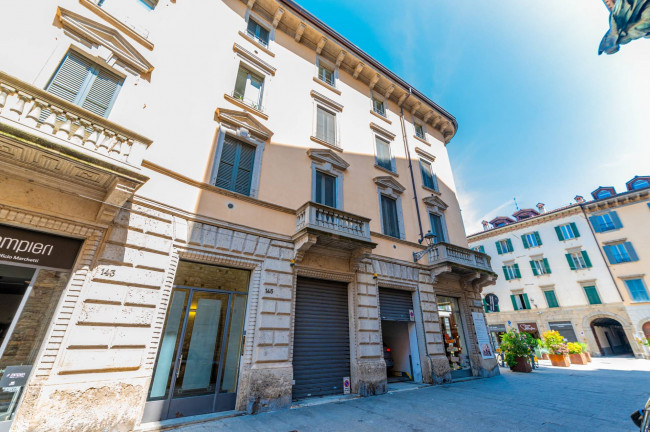 Appartamento in vendita a Bergamo