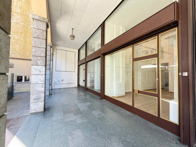 Negozio in vendita a Bergamo