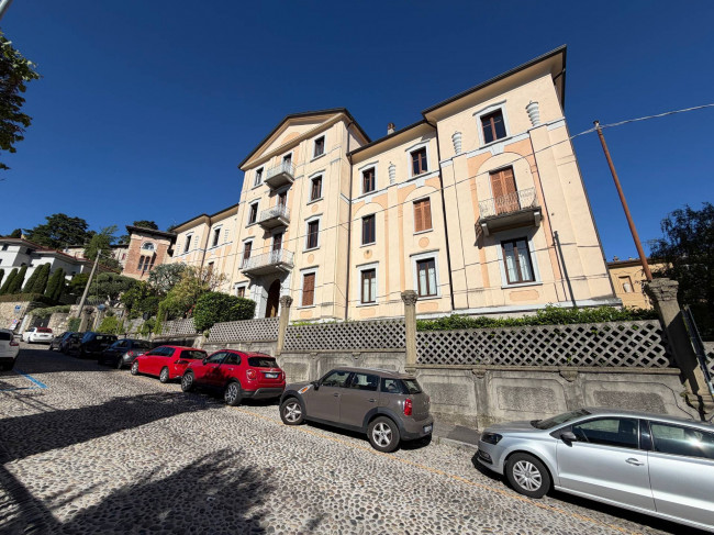 Appartamento in vendita a Bergamo