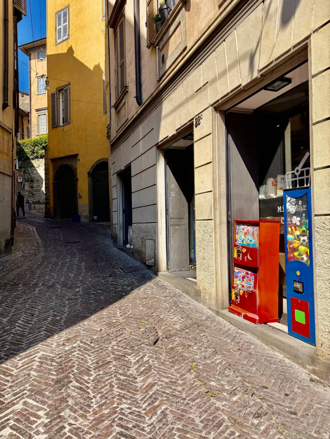 Negozio in vendita a Bergamo