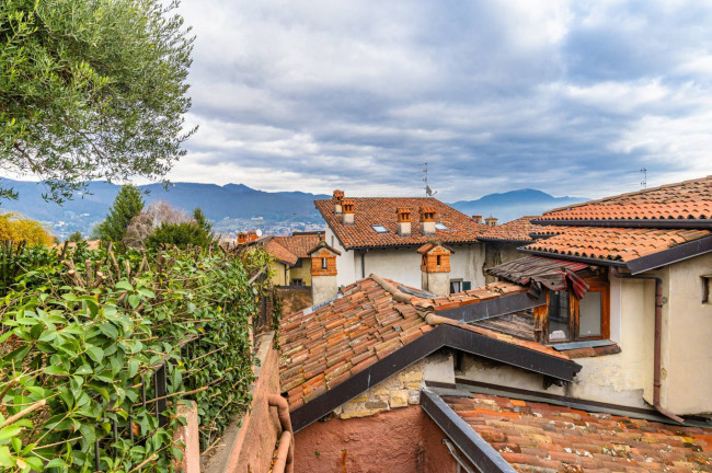 Palazzo in vendita a Bergamo