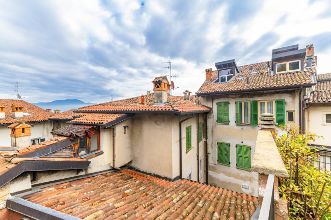 Palazzo in vendita a Bergamo
