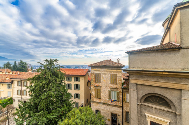 Palazzo in vendita a Bergamo