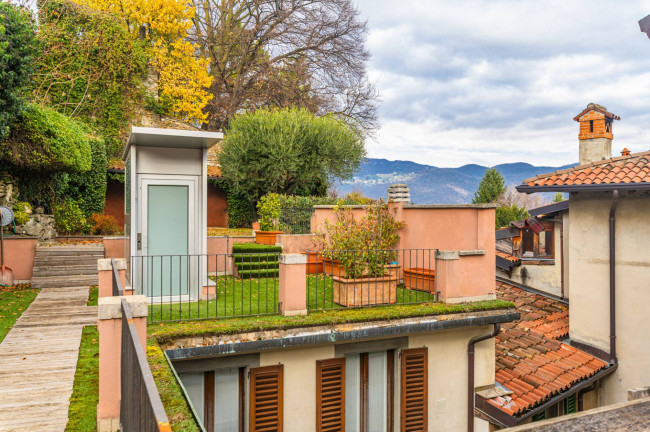 Palazzo in vendita a Bergamo